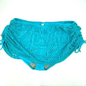 Lane Bryant Womens Size 18 Cacique Crochet Swim Skirt Attached Brief Aqua